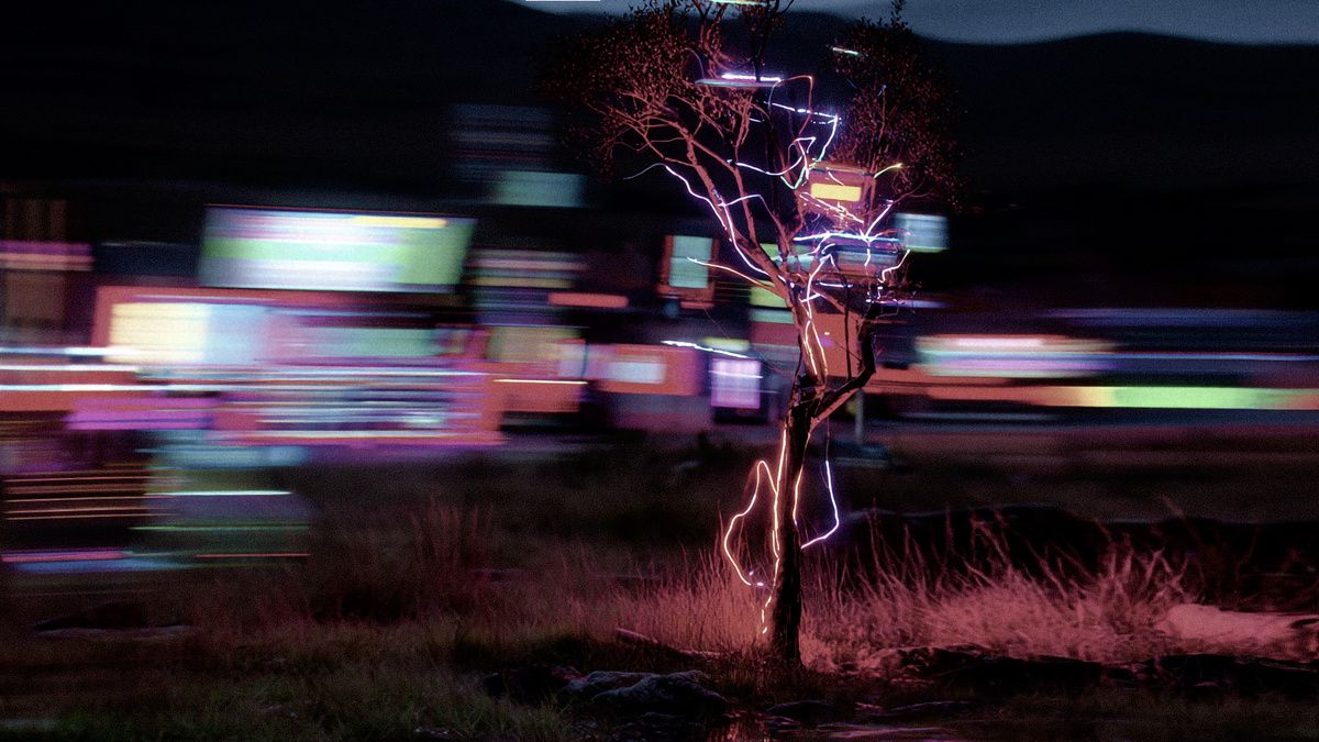 Когда молчание становится глубже слов: рефлексия и реальность