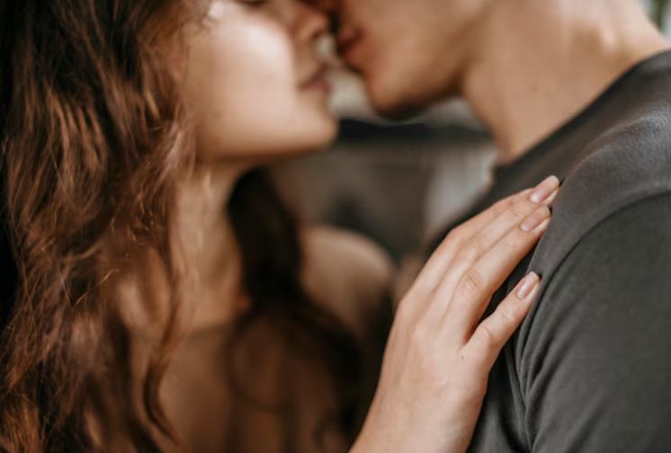 Секс и власть: почему мы стремимся к подчинению или доминированию