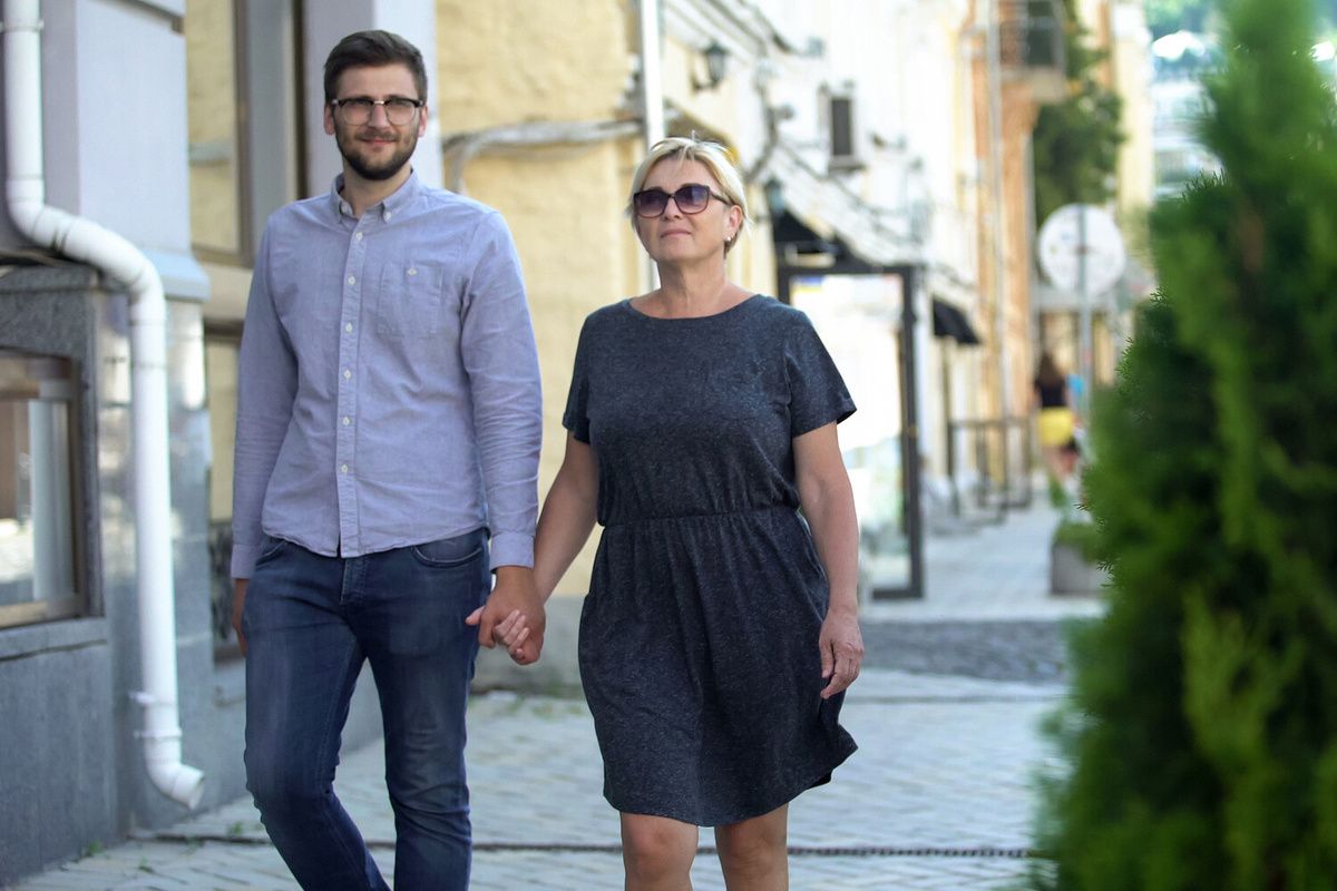 Когда мужчина младше: как новые отношения меняют правила игры