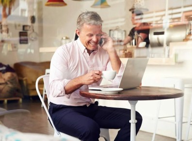 Он положил трубку маме и ушёл: почему это бьёт по доверию и что с этим делать