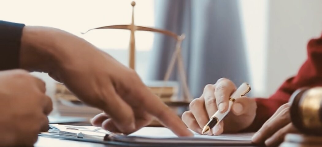 Как психологи читают между строк: искусство невербального общения