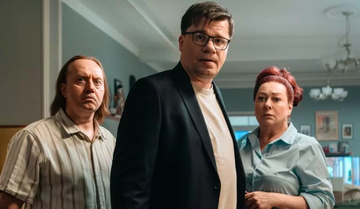 С весной на экраны выходят новые российские комедии и драмы