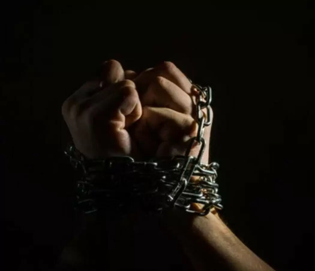 Как эмоции влияют на наше поведение: разбор сложных реакций